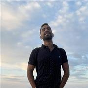 Profesional motivado con varios años de traducción , busco un nuevo puesto para aportar mi fuerte ✅